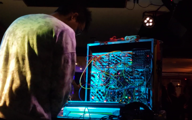 Glitter 💀 Skulls @ Lot 10